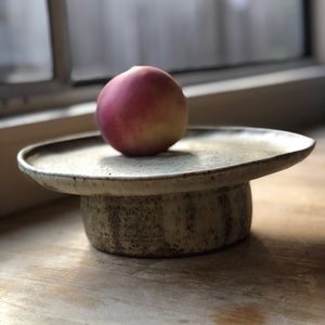 9.5” stoneware cake stand serving stand